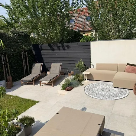 Urban Villa, Garden, Private Parking 빌라 노르트베이크